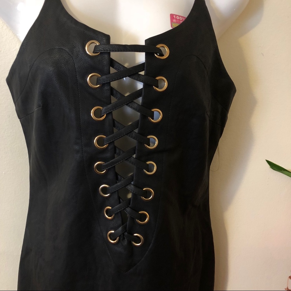 ❌SOLD❌Sexy Black Faux Leather Body Con Dress - Picture 7 of 8